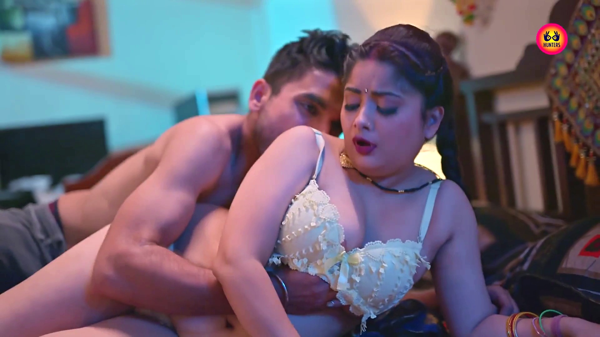 Watch Khiladi Bhaiya E6 - Kaira Shehgal Bhabhi Ki Chudai Web Series Video Online in HD Free on XMasti