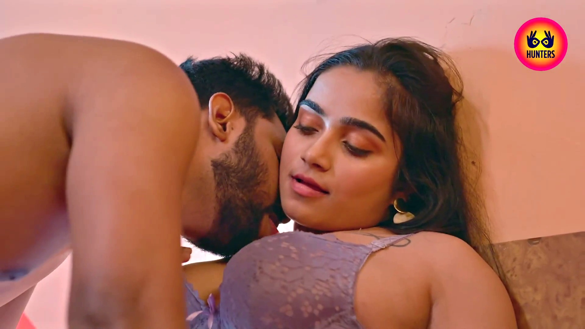 Watch Hawas E3 - Gurmeet Kaur Desi Bhabhi Sex Video Web Series Video Online in HD Free on XMasti
