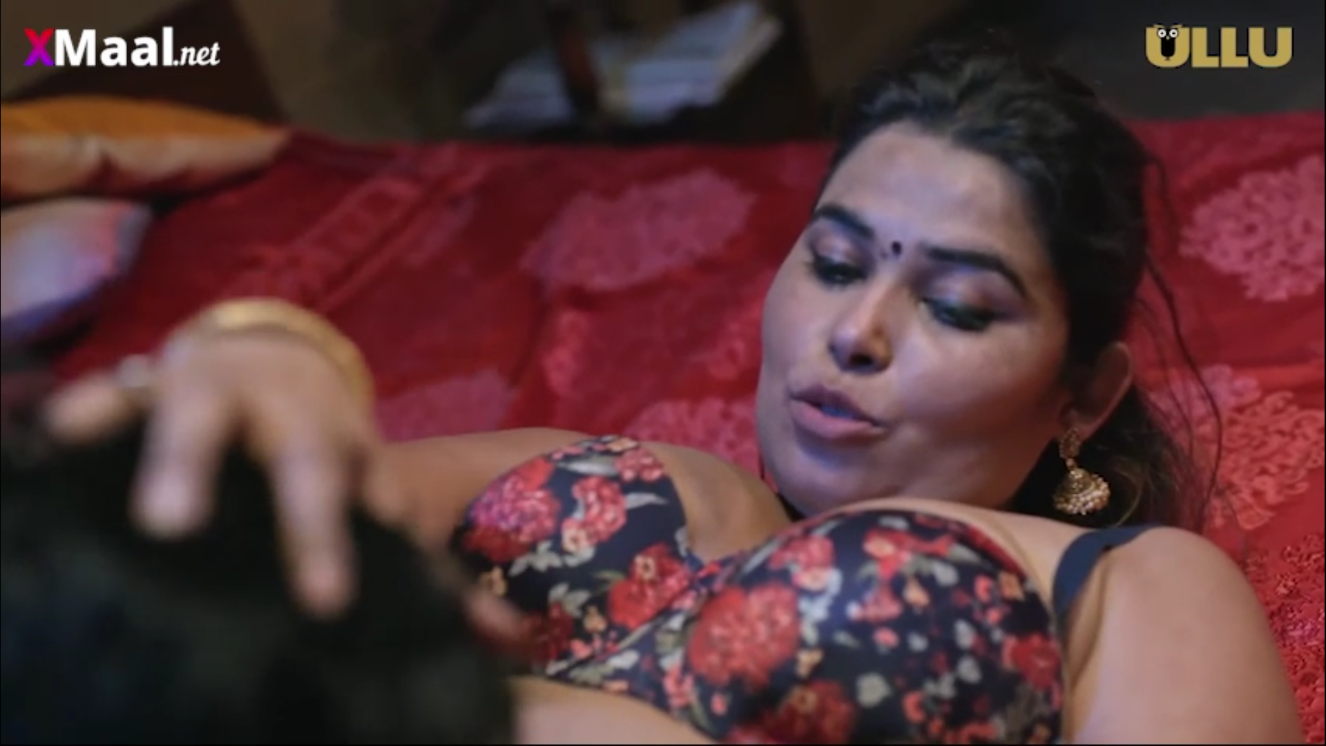 Watch Chull Ep7 - Ullu Preeti Puneet Kaur Aunty Ki Chudai Web Series Video Online in HD Free on DesiFlix