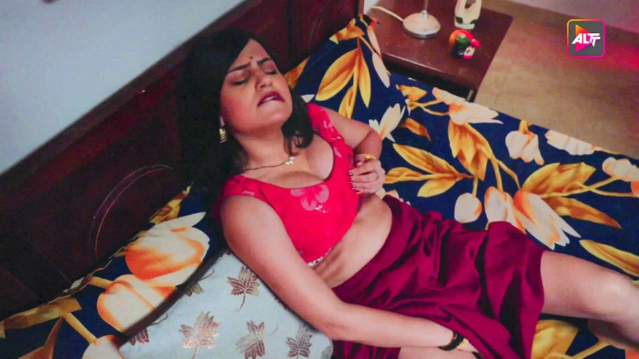Watch Raseeli Bhabhi E10 - Naina Chhabra Hot Bhabhi Sex Web Series Video Online in HD Free on XMasti