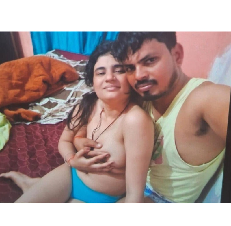 Watch Cute Married Couple-Desi Viral Mms Hot Bhabhi Com Web Series Video Online in HD Free on XMasti