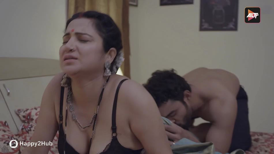 Watch Tai Tai Phis E3 - Ritu Pandey Naukar Malkin Porn Web Series Video Online in HD Free on XMasti