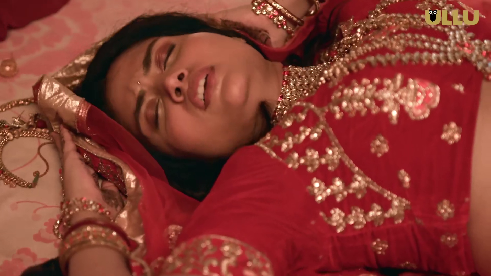 Watch Rikshawala E8 - Manvi Chugh Suhagrat Ki Video Web Series Video Online in HD Free on XMasti