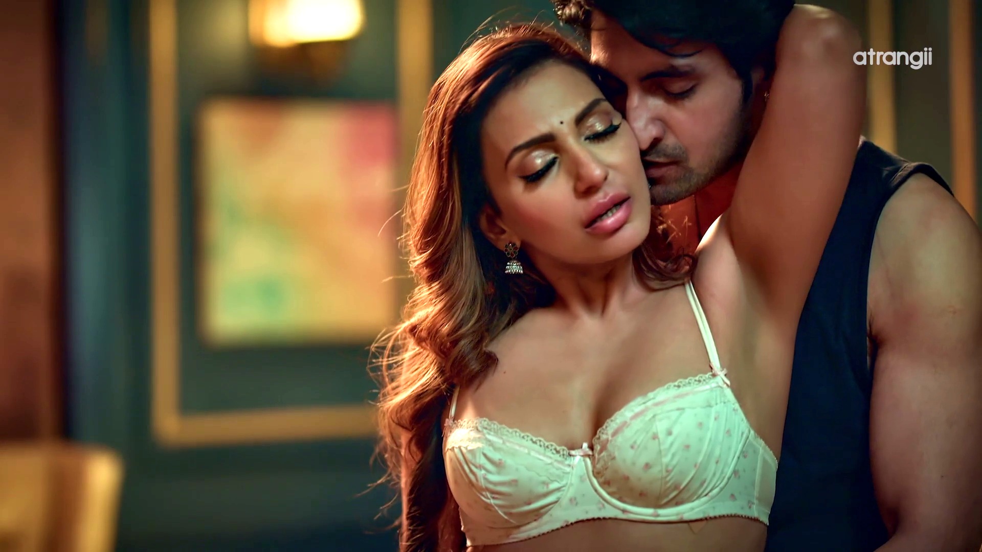 Watch Wine E5 - Big Boobs Naina Bole Bhabhi Nude Sex Web Series Video Online in HD Free on XMasti