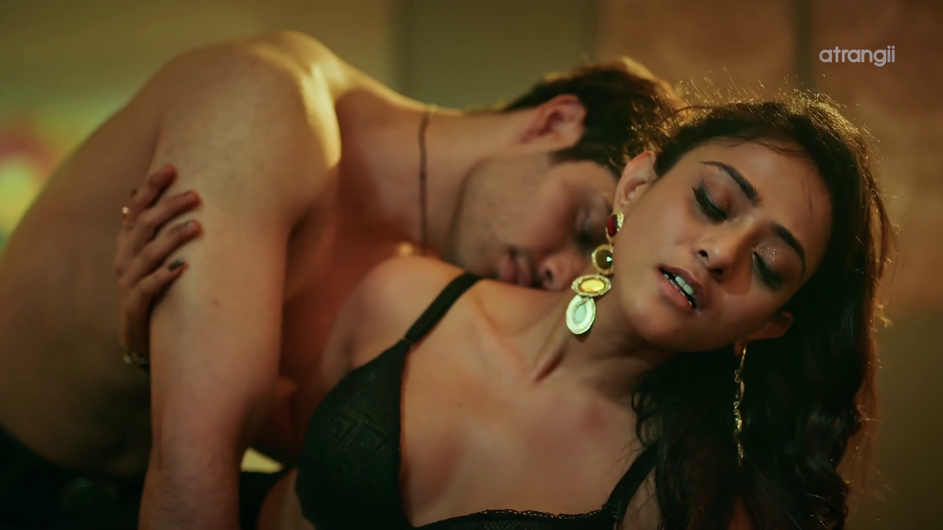 Watch Chemistry E3 - Sejuti Tarafder Hot Indian Bhabhi Porn Web Series Video Online in HD Free on XMasti