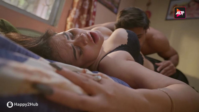 Watch Dulhaniya Beediwali E3 - Alina Sen Hot Bhabhi Sex Web Series Video Online in HD Free on XMasti