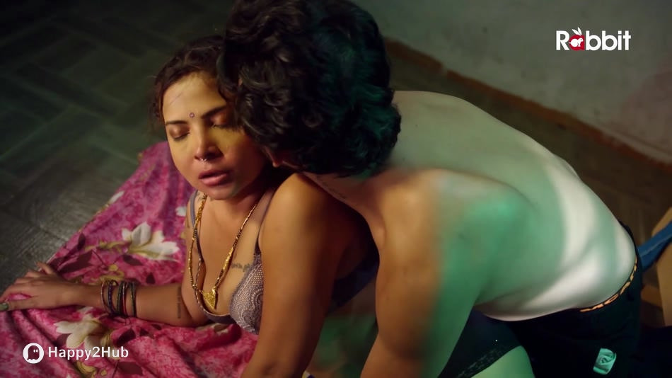 Watch Jalebi S3E3 - Desi Mahi Kaur Hot Bhabhi Sexy Video Web Series Video Online in HD Free on XMasti