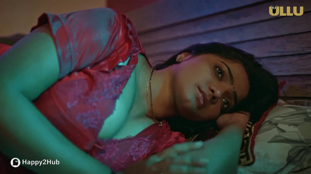 Watch Shatir Ep5 - Ullu - Bharti Jha Sasur Bahu Ka Sexy Video Web Series Video Online in HD Free on XMasti